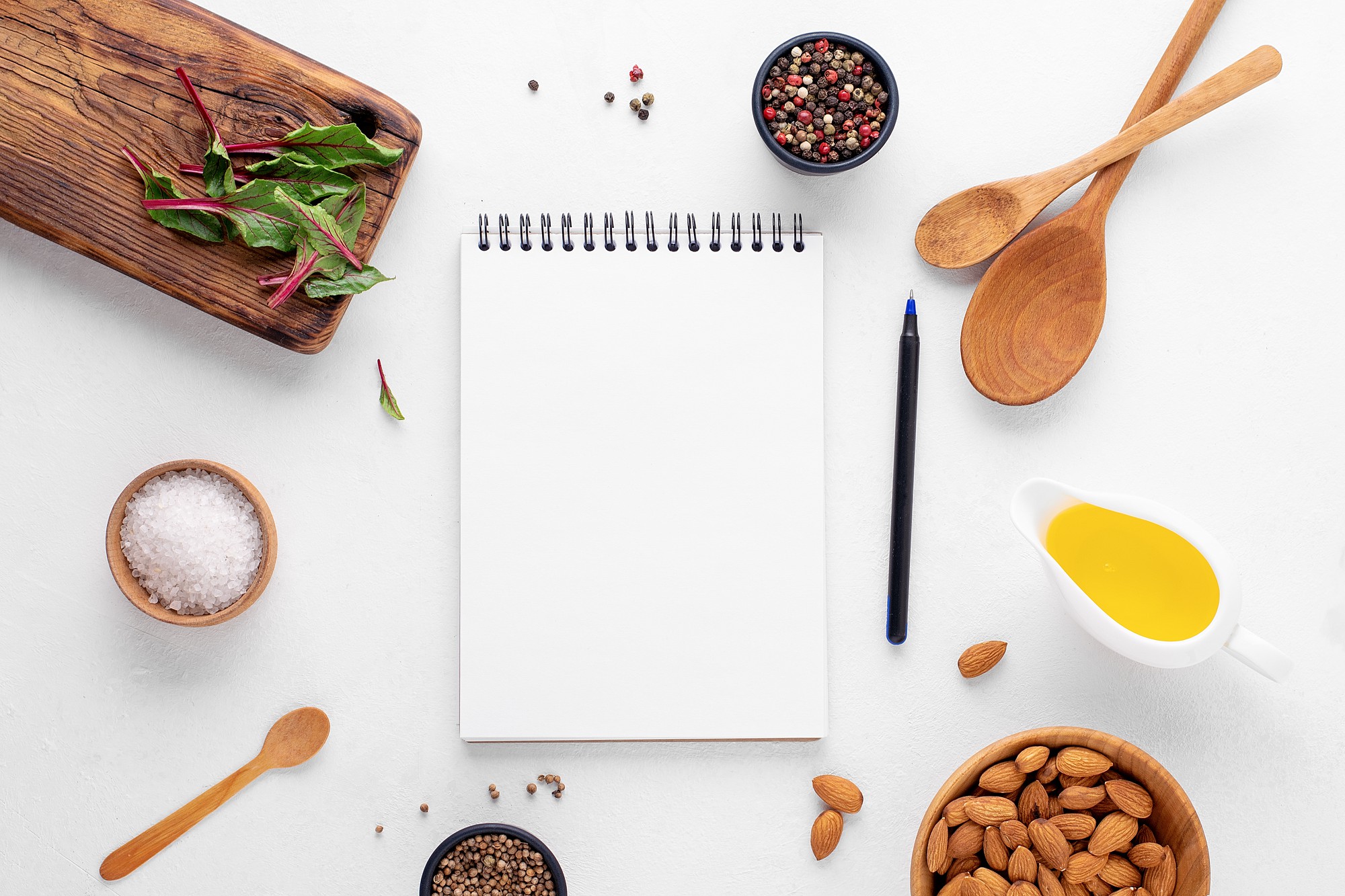 Tavolo con ingredienti per lezione online